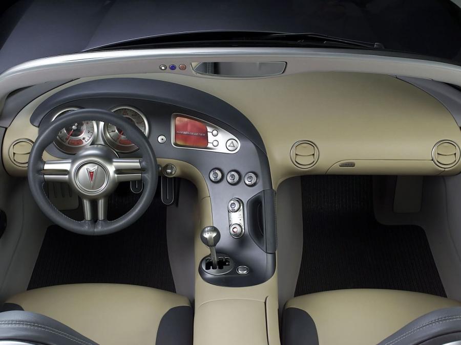  Pontiac Solstice Roadster Concept 2002 года  (фото 25 из 34)